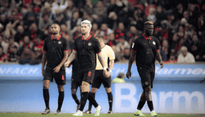 O Bayer Leverkusen celebra seu 120º aniversário com o lançamento de uma camisa especial pela Castore 10 O Bayer Leverkusen celebra seu 120º aniversário com o lançamento de uma camisa especial pela Castore.