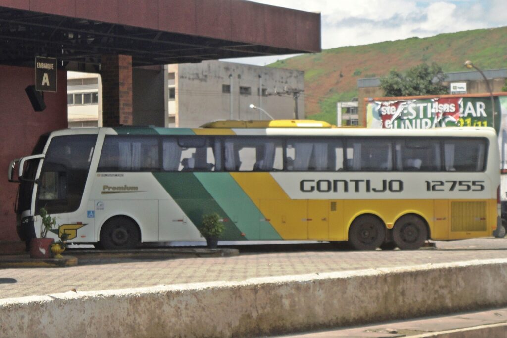 Onibus da Gontijo em Coronel Fabriciano MG